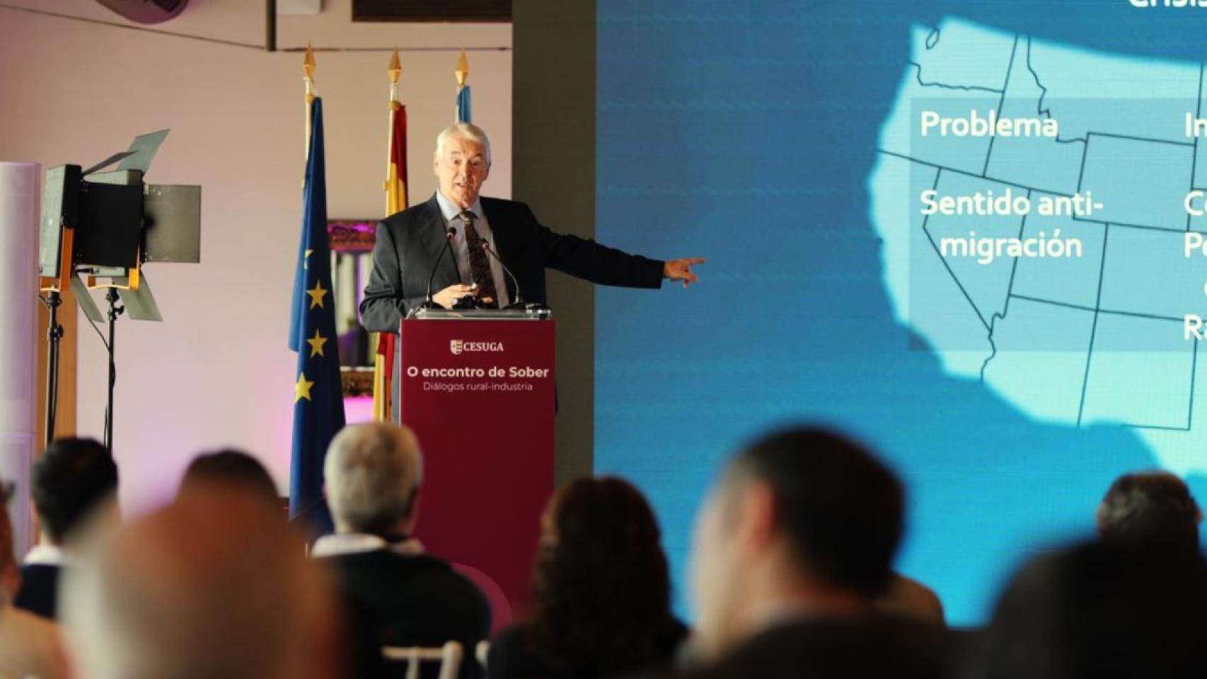 Fulton Armstrong en el seminario celebrado este miércoles en O Encontro Sober 2026