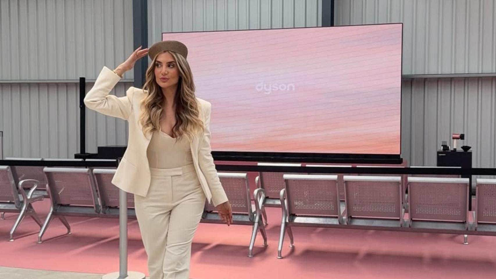 María Roberts en la presentación del Dyson Supersonic Travel.