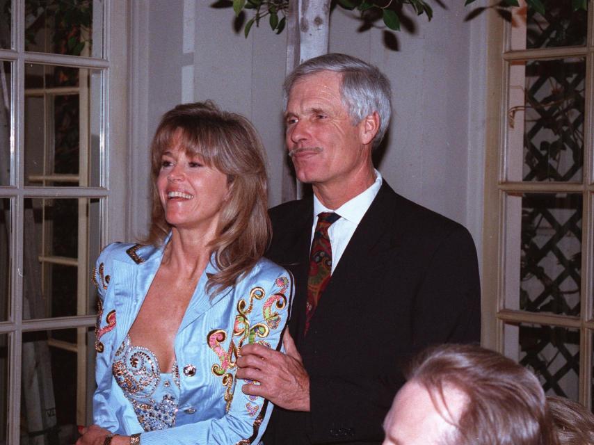 Jane y Ted, enamorados.