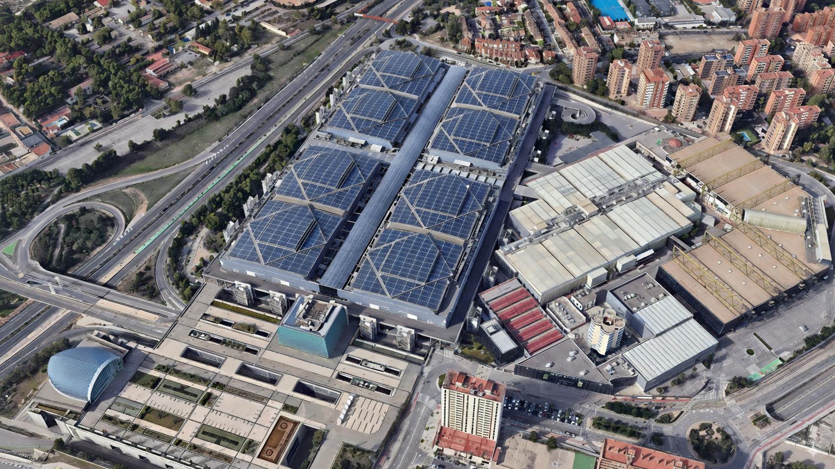Instalación fotovoltaica sobre la cubierta de Feria Valencia.