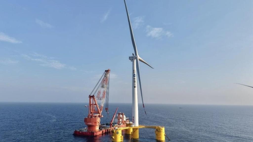 Plataforma eólica flotante Goldwind de 16 MW.