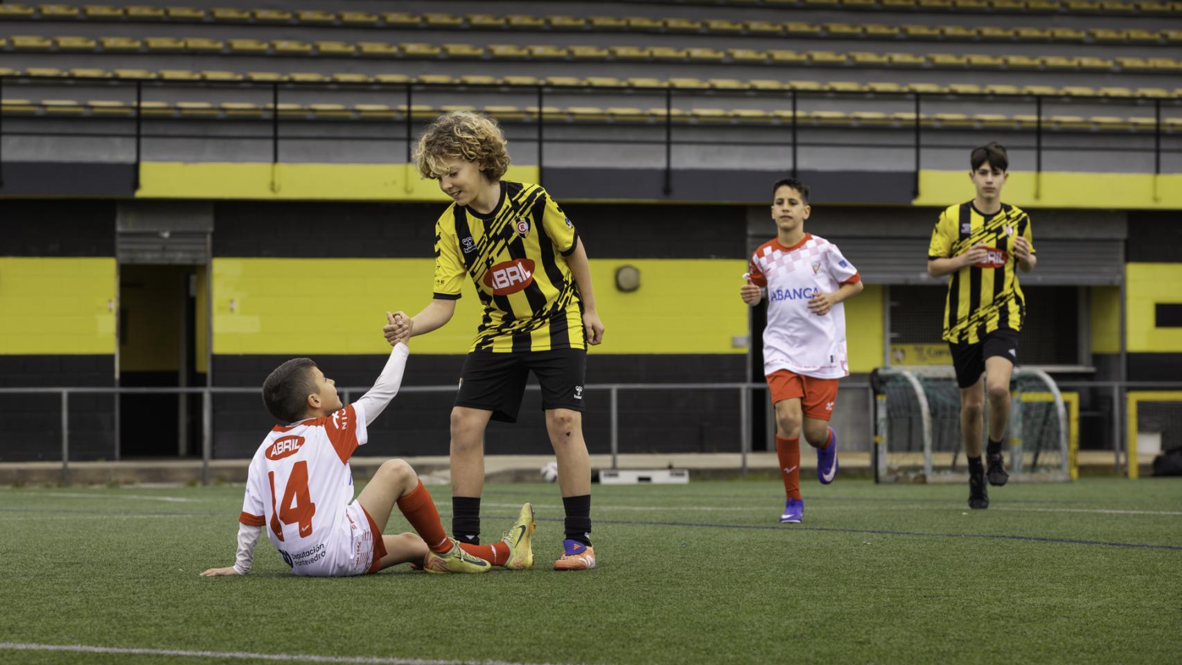La gallega Aceites Abril visibiliza el papel transformador del deporte en la infancia