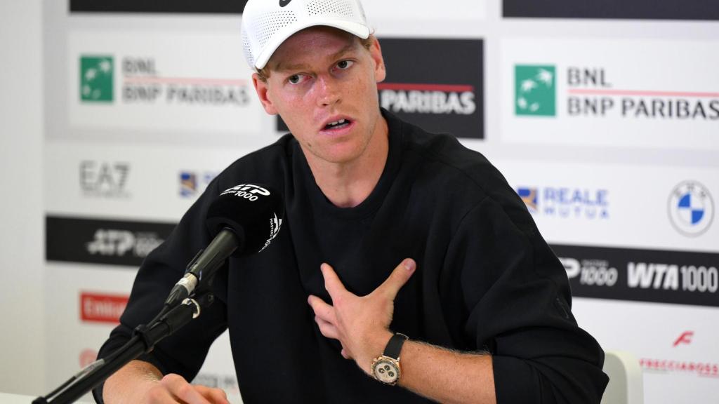 Jannik Sinner atiende a los medios en la previa del Masters 1.000 de Roma.