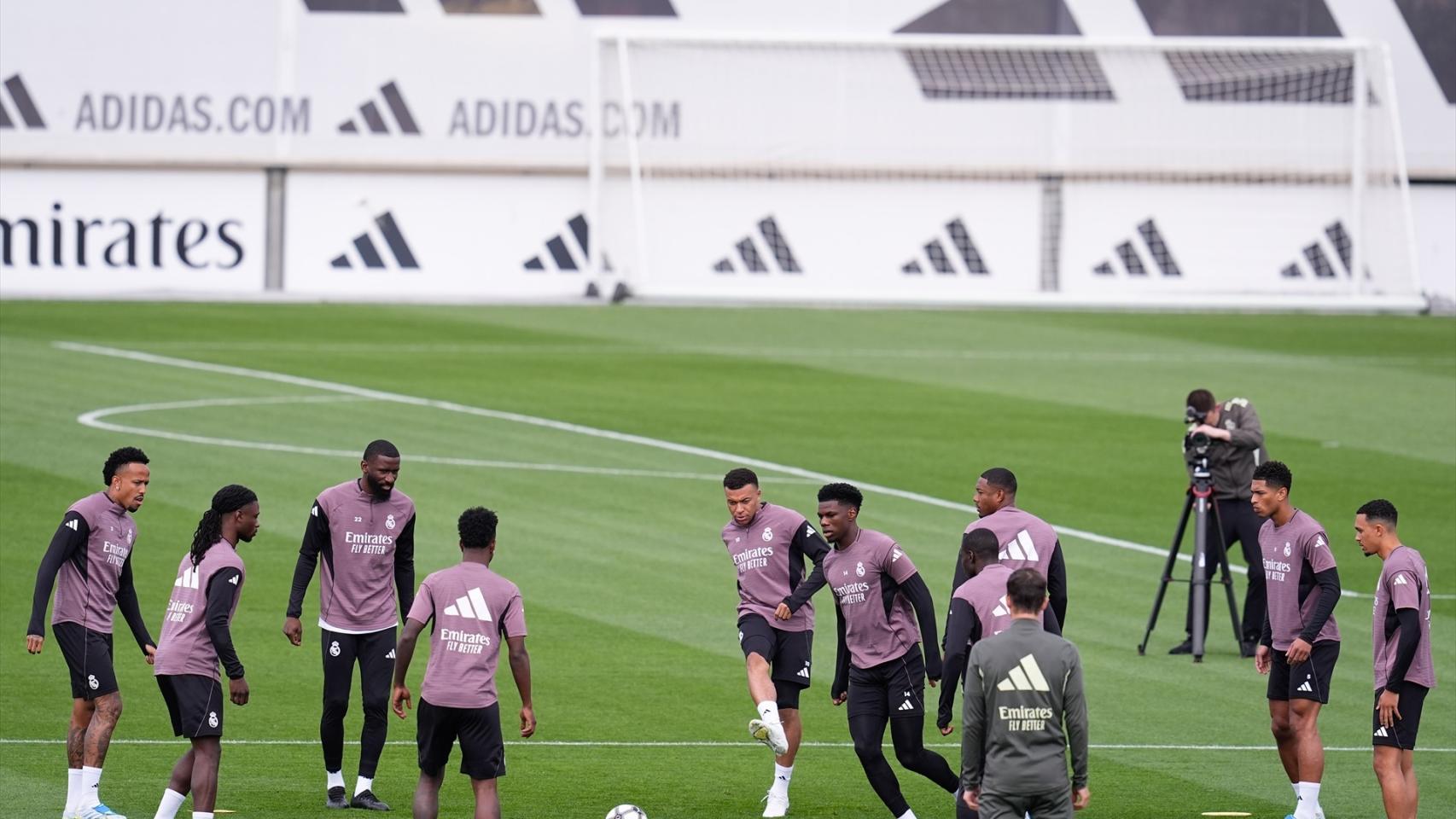 Entrenamiento del Real Madrid en Valdebebas