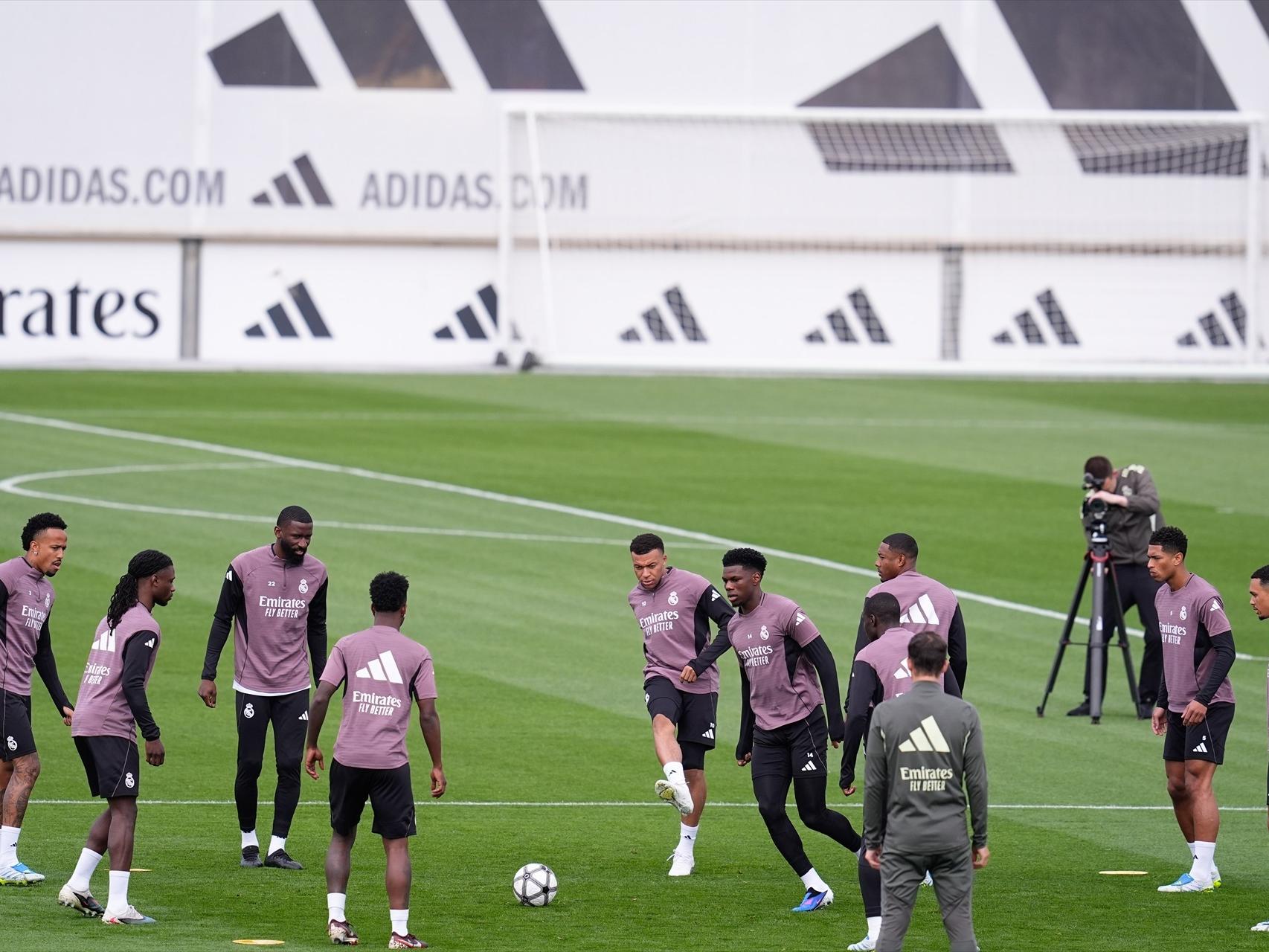 Entrenamiento del Real Madrid en Valdebebas