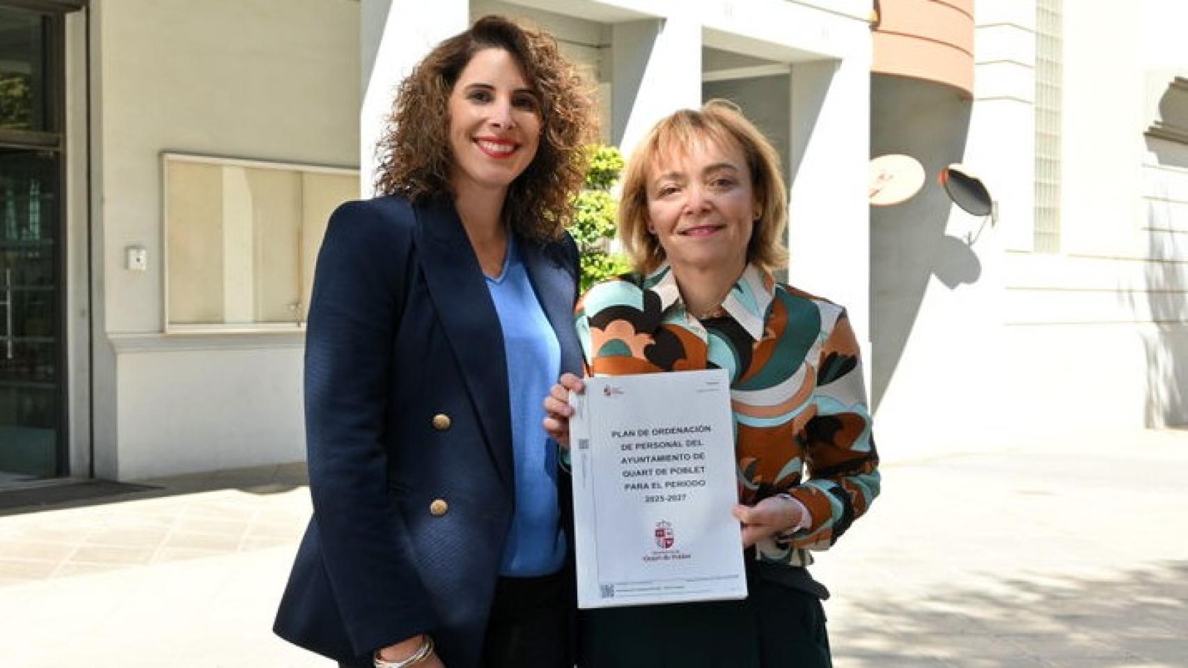 Cristina Mora, alcaldesa socialista de Quart de Poblet, y Consue Campos, concejal de Juventud. EE