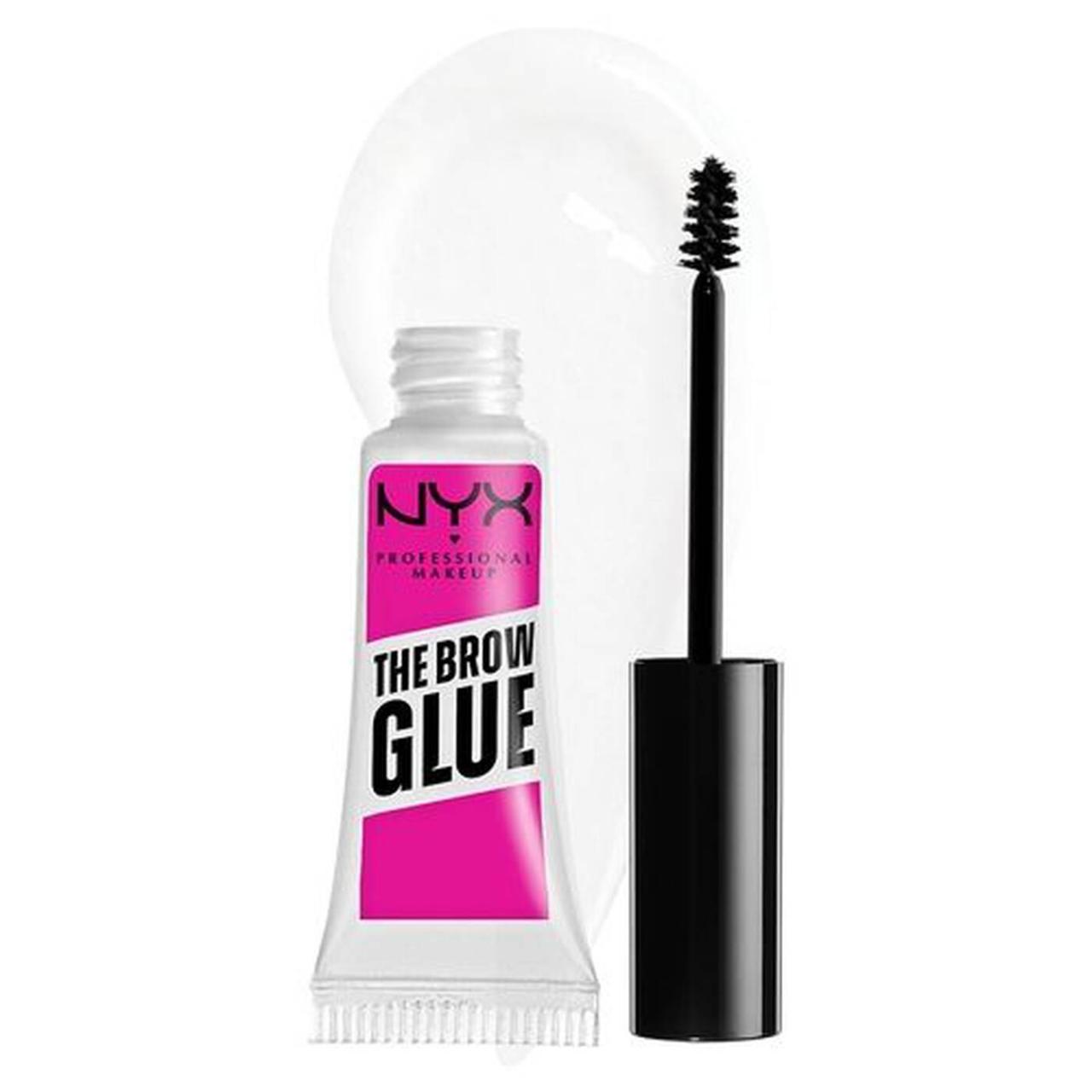 Gel fijador de cejas The Brow Glue de NYX, disponible en Druni por 7,79 €.