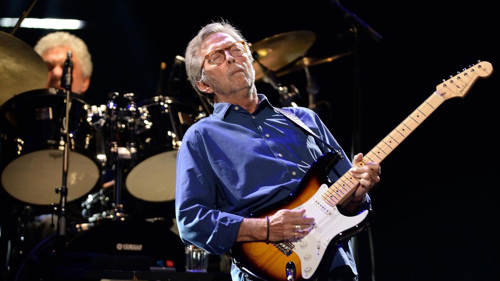 Eric Clapton durante un concierto. Foto remitida por Live Nation. No se permitió el acceso a fotógrafos en el concierto de este jueves en el Movistar Arena de Madrid.