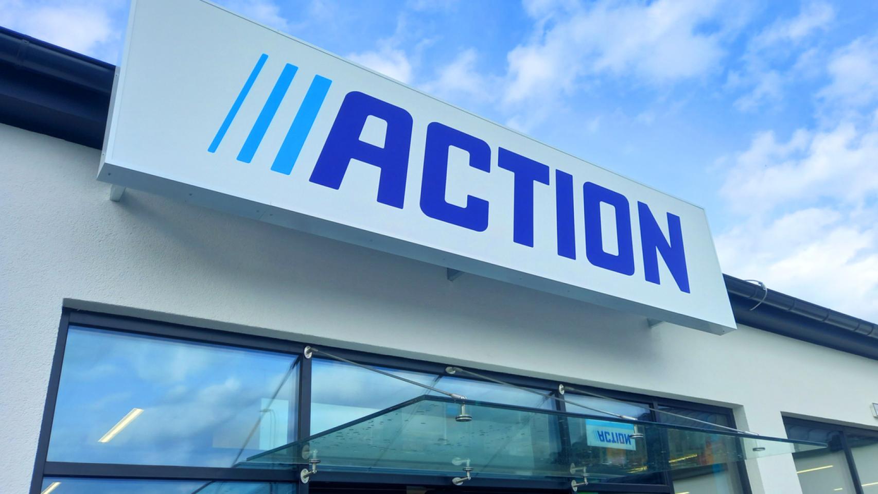 Fachada Action. 