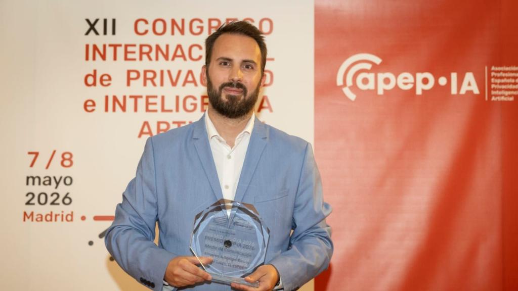 Alberto Iglesias, con el premio APEP·IA 2026.