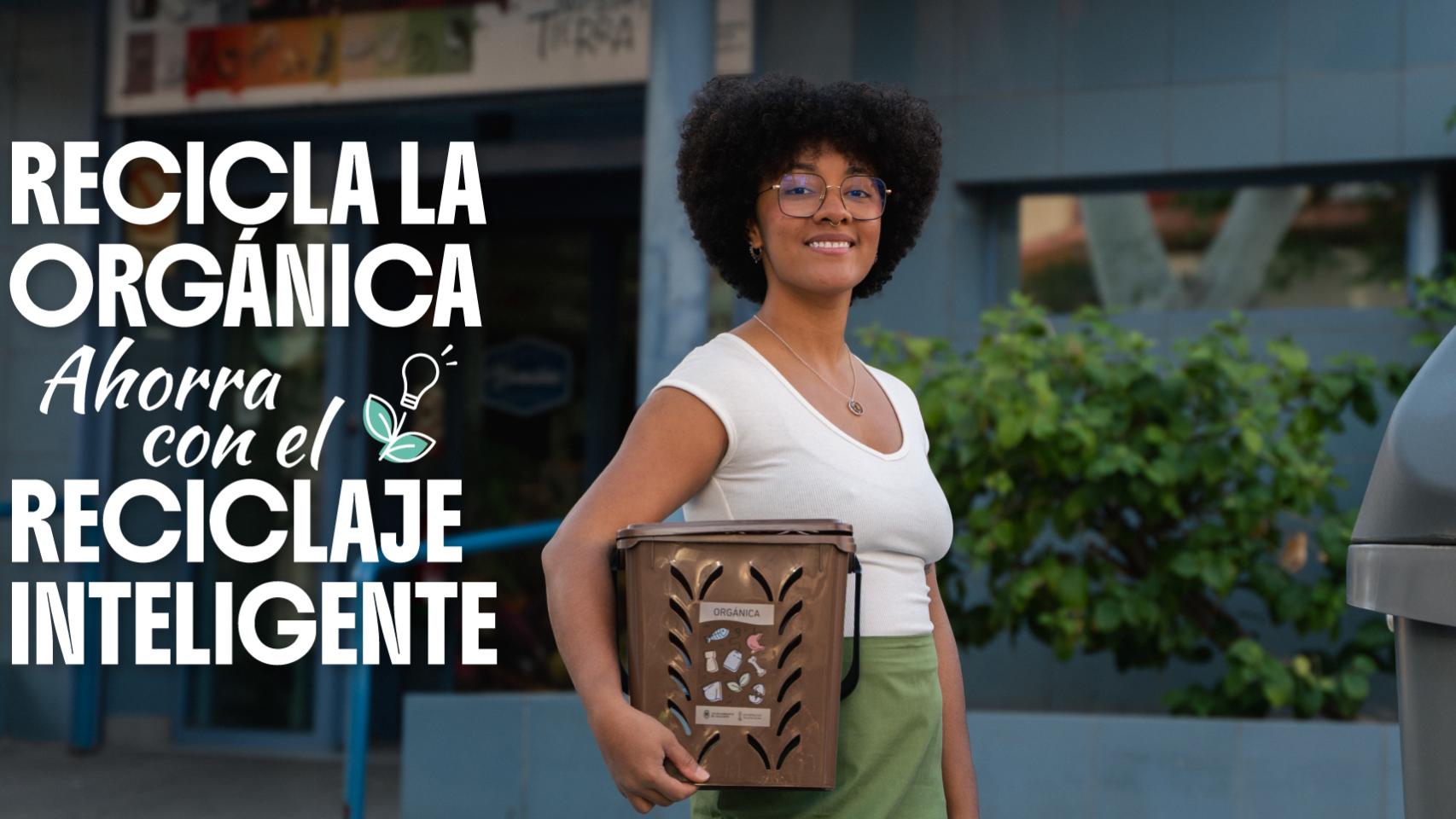 Una de las imágenes de la campaña de uso del contenedor marrón del Ayuntamiento de Alicante y Netial.