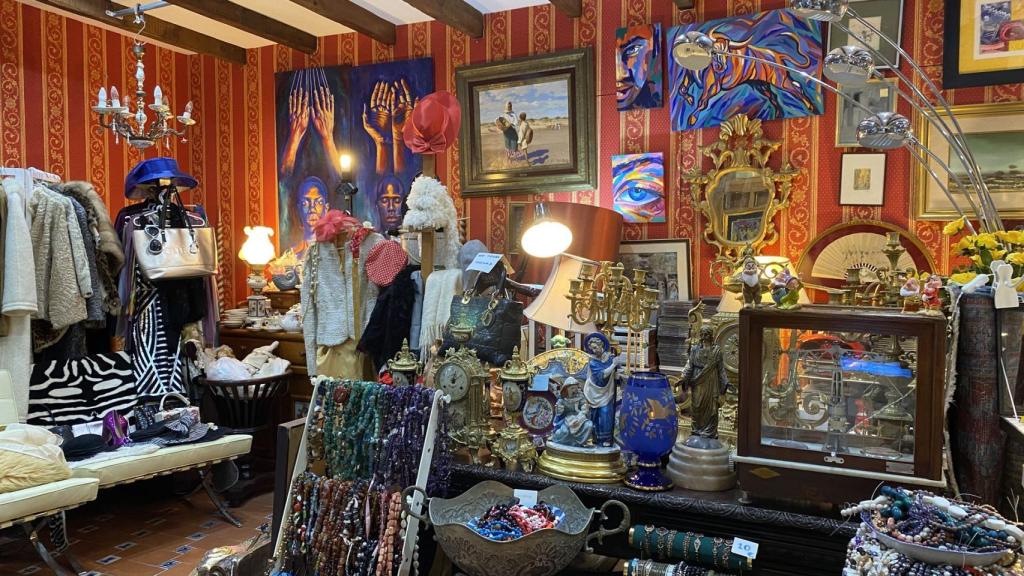 Antigüedades de El Cisne.