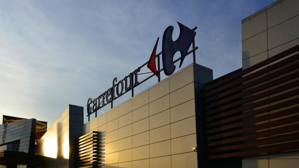 Fachada Carrefour. 
