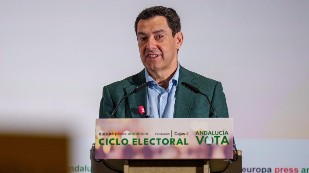 Juanma Moreno, este viernes en Cádiz.