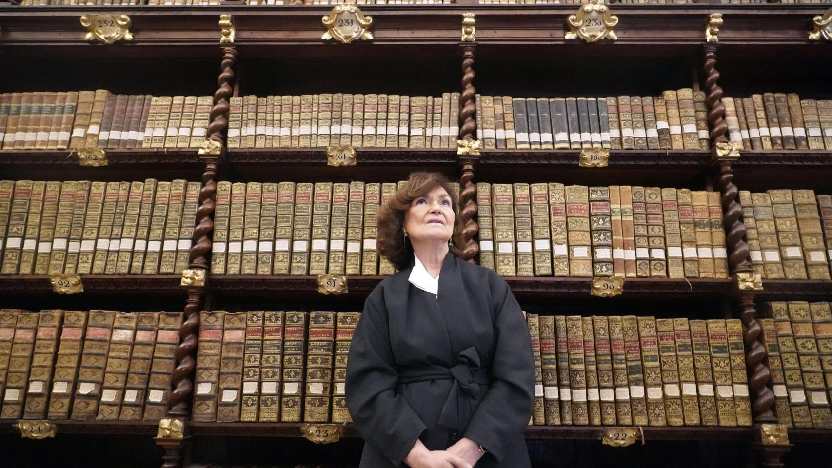 Carmen Calvo participa en un acto de homenaje a las víctimas del exilio español en Valladolid