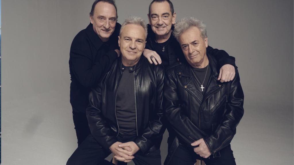 David Summers, Rafa Gutiérrez, Javi Molina y Dani Mezquita, integrantes de Hombres G, durante una sesión promocional del documental 'Los mejores años de nuestra vida'.