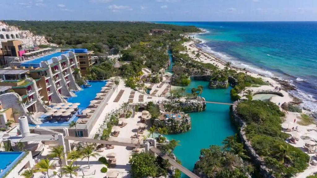 El Hotel Xcaret México desde una vista aérea.
