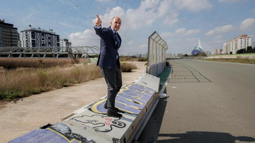 Francisco Camps, impulsor del circuito urbano de Fórmula 1, en el trazado abandonado del mismo