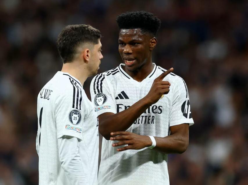 Valverde y Tchouaméni, durante un partido del Real Madrid.