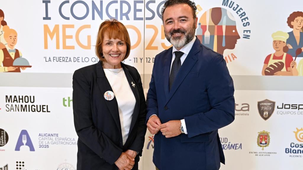 María José San Román con Israel Martínez Fernandez, Director General de Turismo de la Generalitat Valenciana, I Congreso MEG.