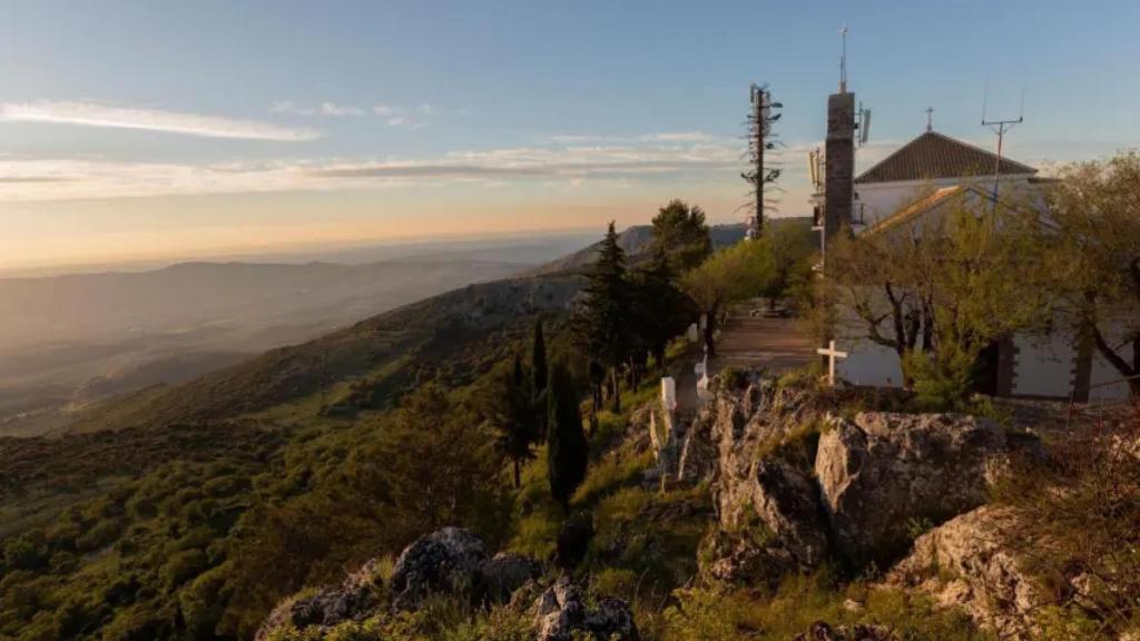 Picacho de la Sierra de Cabra.