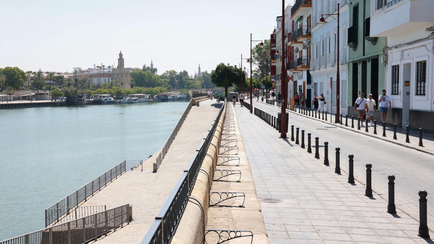 La calle Betis, en el barrio de Triana. 