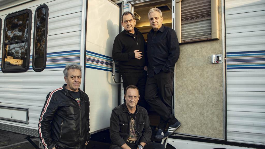 Los integrantes de Hombres G.