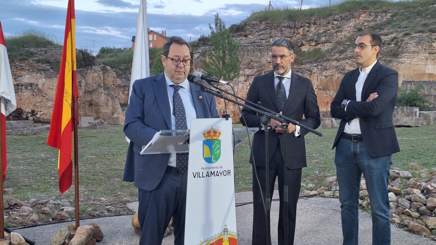 Imagen del pregón de Benjamín Crespo en Villamayor.