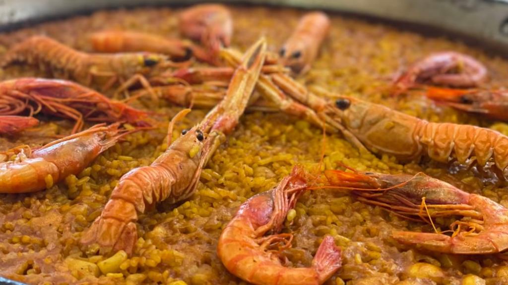 Paella de marisco. EE