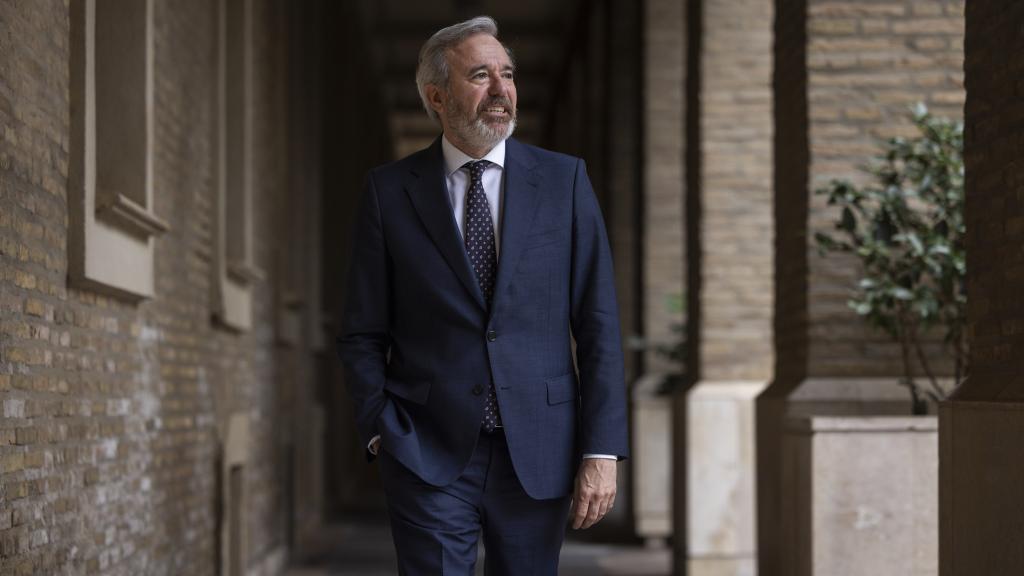 El presidente de Aragón, Jorge Azcón, en el Pignatelli.