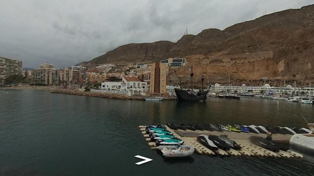 Puerto deportivo Aguadulce.
