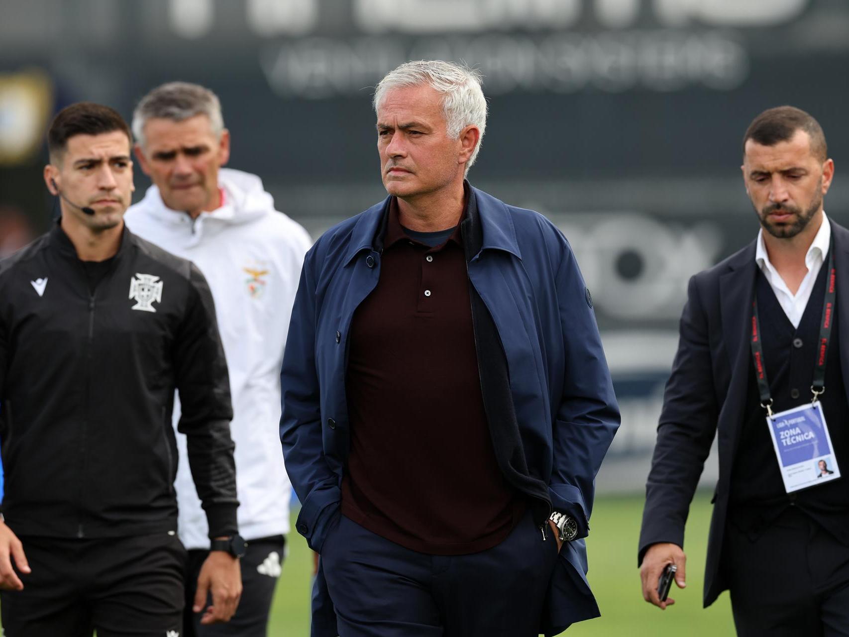 José Mourinho, antes de un partido del Benfica