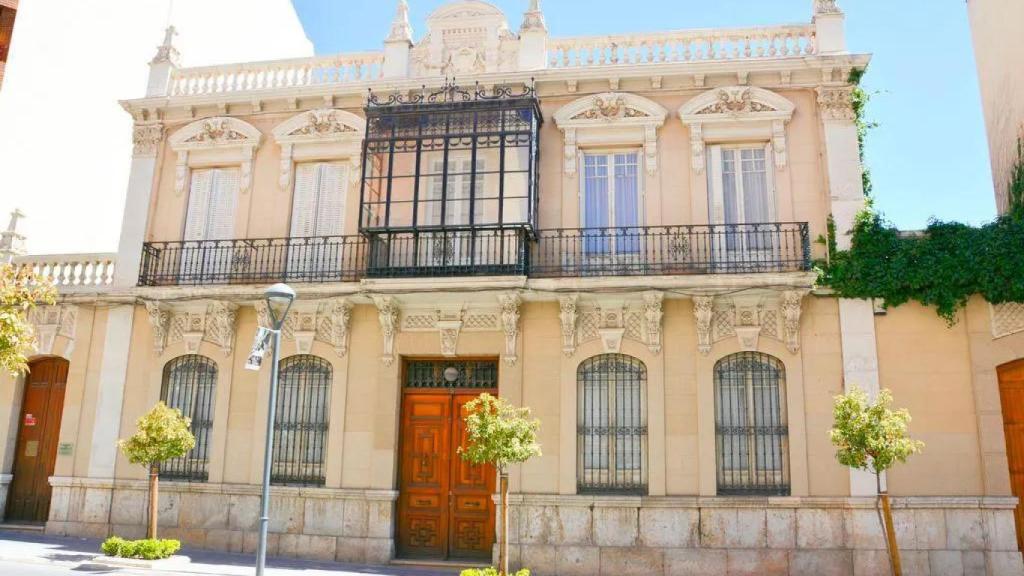 Palacete en venta en Valdepeñas. Foto: Rústicas Singulares.