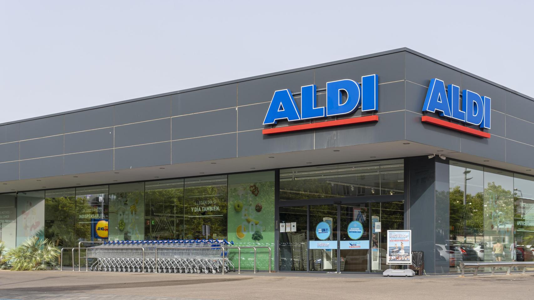 Fachada Aldi. 