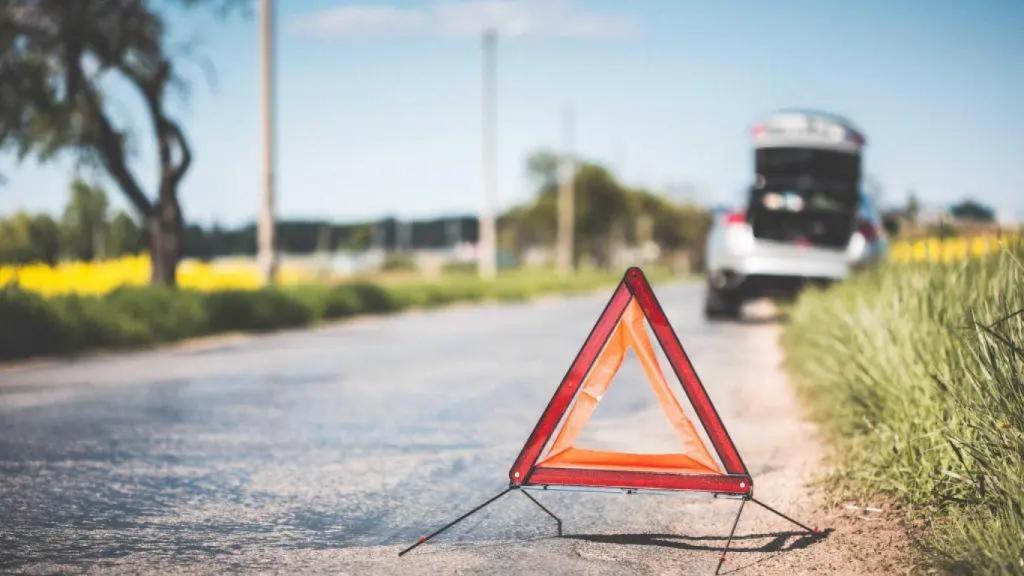 Colocación del triángulo de emergencia no tendrá la consideración de obstáculo y no será objeto de denuncia.