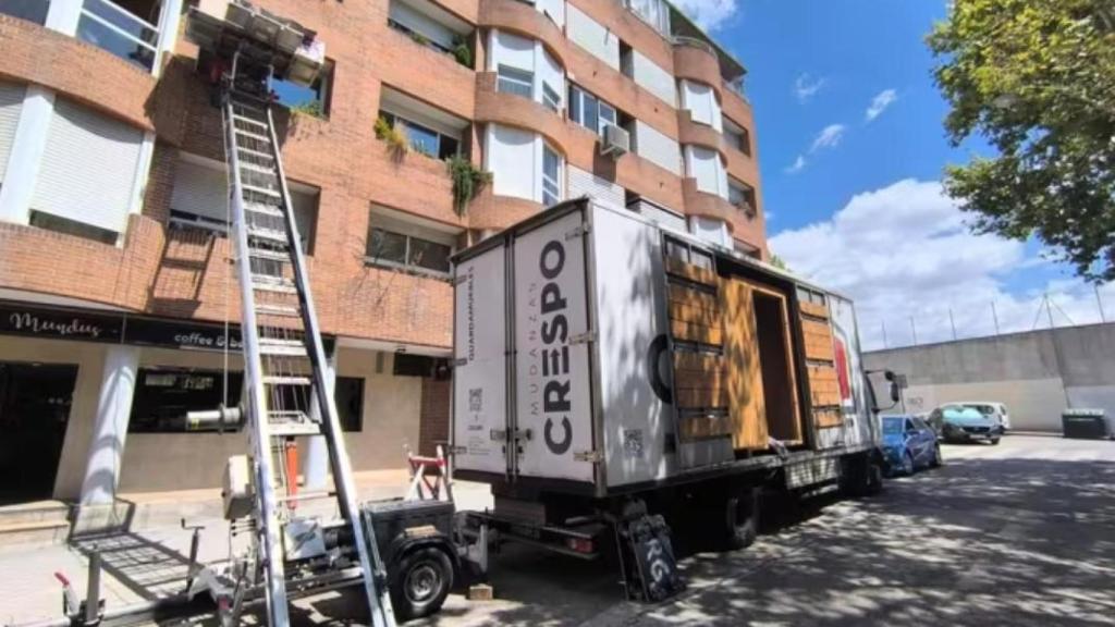 Mudanzas Crespo recomienda reservar con un mes de antelación ante el aumento de demanda en junio y julio - Mudanzas Crespo