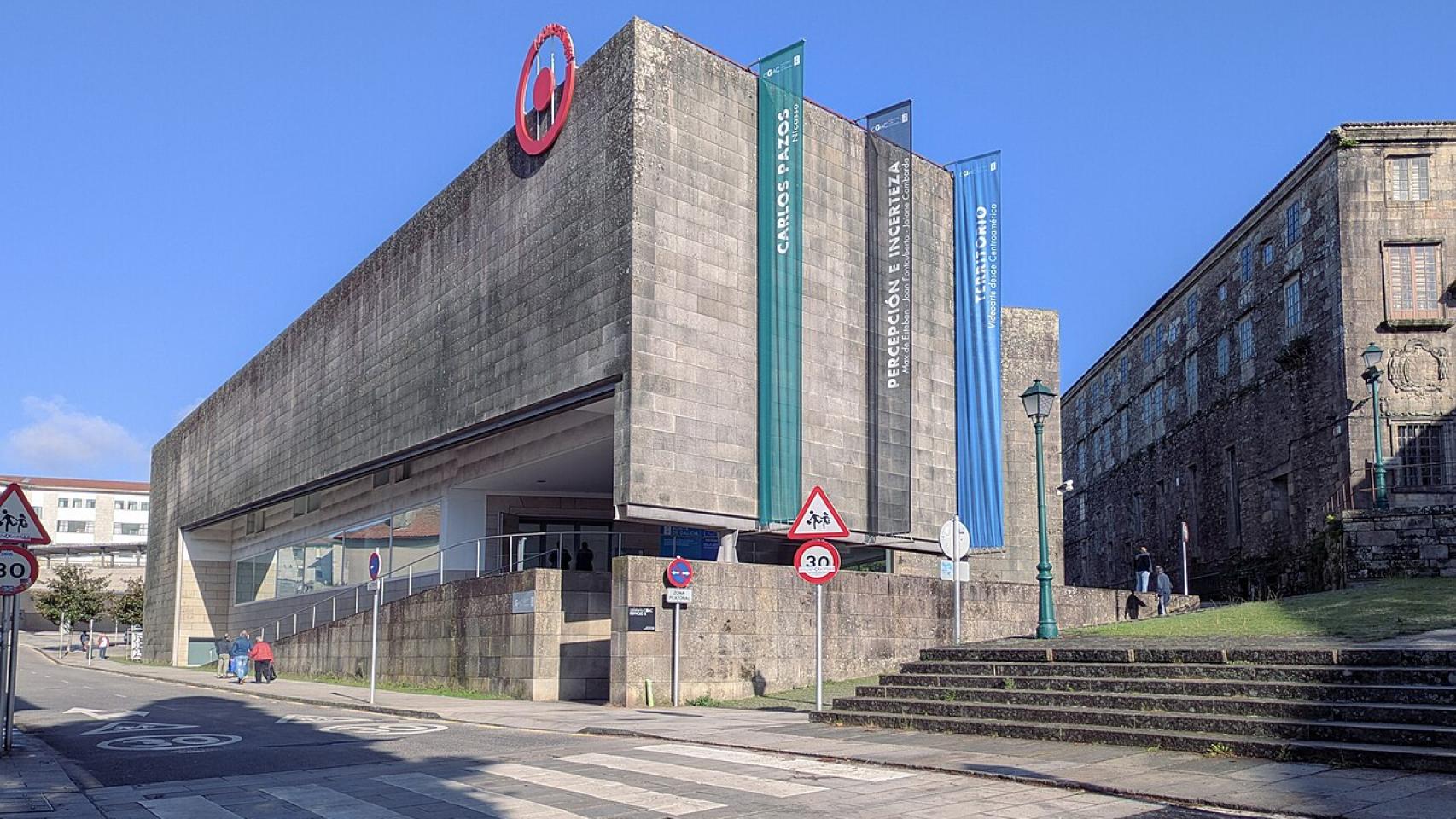 Fachada del CGAC. Foto: Wikipedia / Marcos Eire
