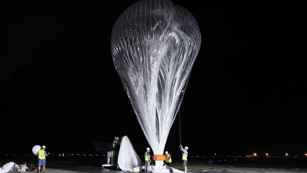 Lanzamiento de globo de gran altitud desde la isla de Guam