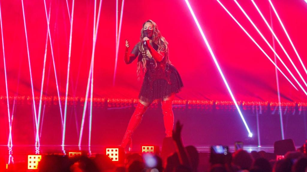 La sueca Felicia canta 'My System' en el ensayo de la primera semifinal.