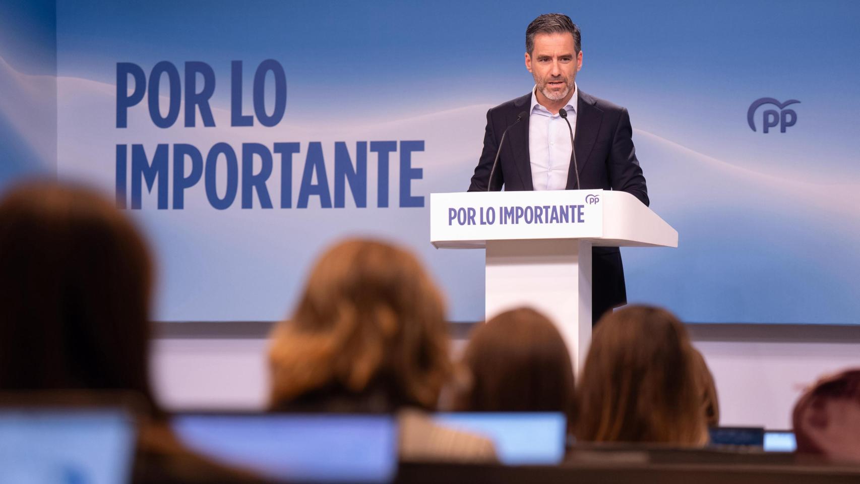 Borja Sémper, portavoz nacional del PP, en su primera rueda de prensa tras reincorporarse al trabajo de un cáncer.