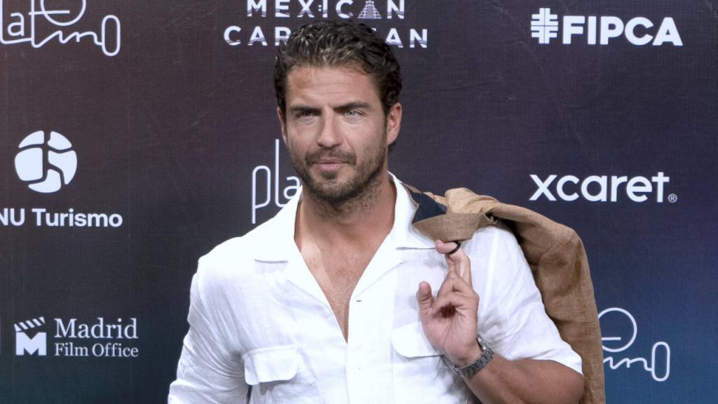Maxi Iglesias en los Premios Platino 2026. 
