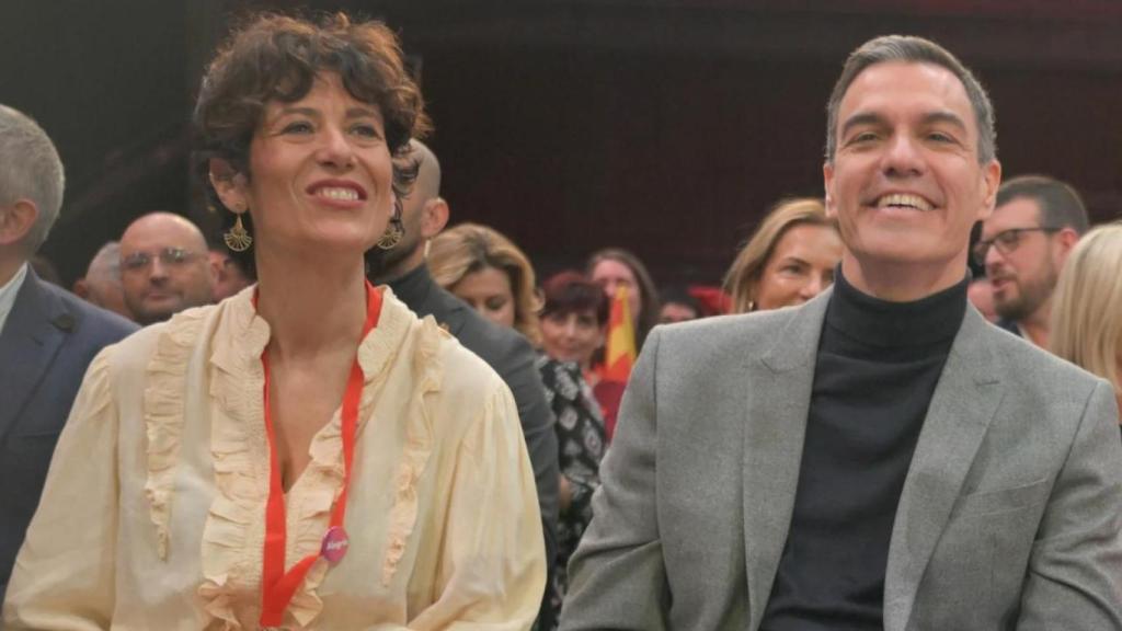 Elma Saiz, ministra de Seguridad Social y Pedro Sánchez, presidente del Gobierno.