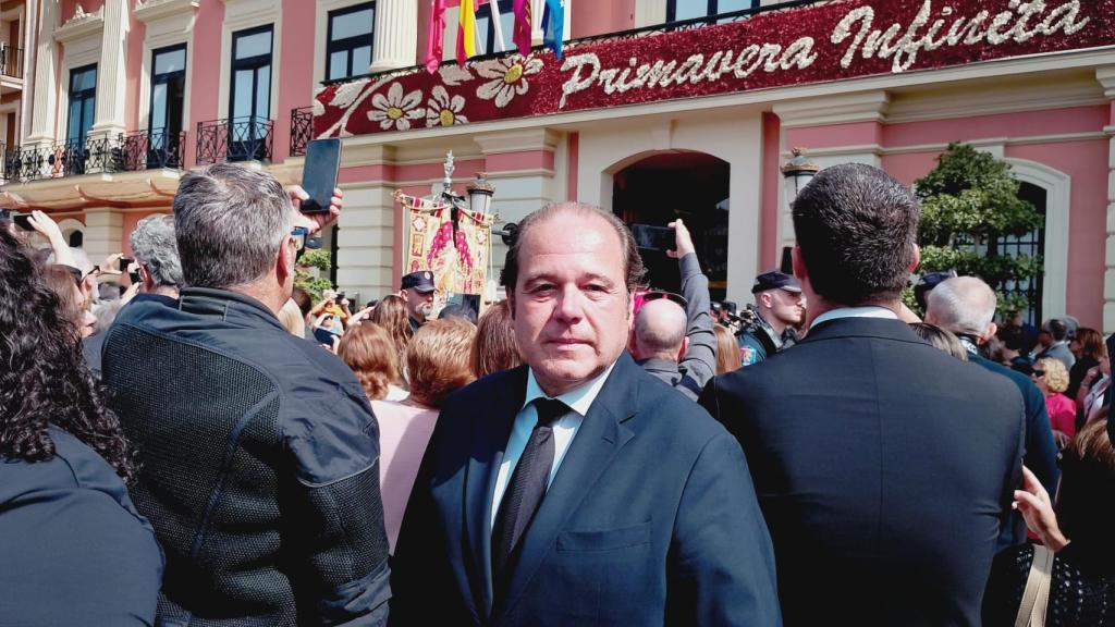 El presidente del Distrito Centro-Oeste del Ayuntamiento de Murcia, David San Nicolás, amigo personal del difunto José Ballesta, este martes, en el entierro del alcalde.