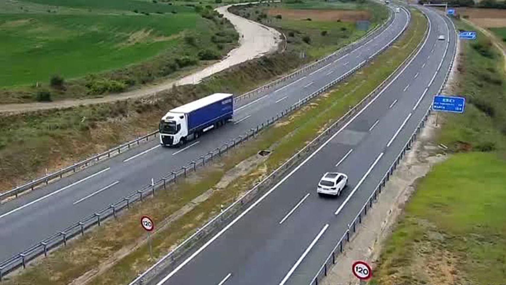 La A-1 a su paso por la provincia de Segovia.