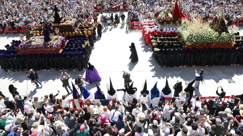 Imagen de la procesión del Santo Encontro.