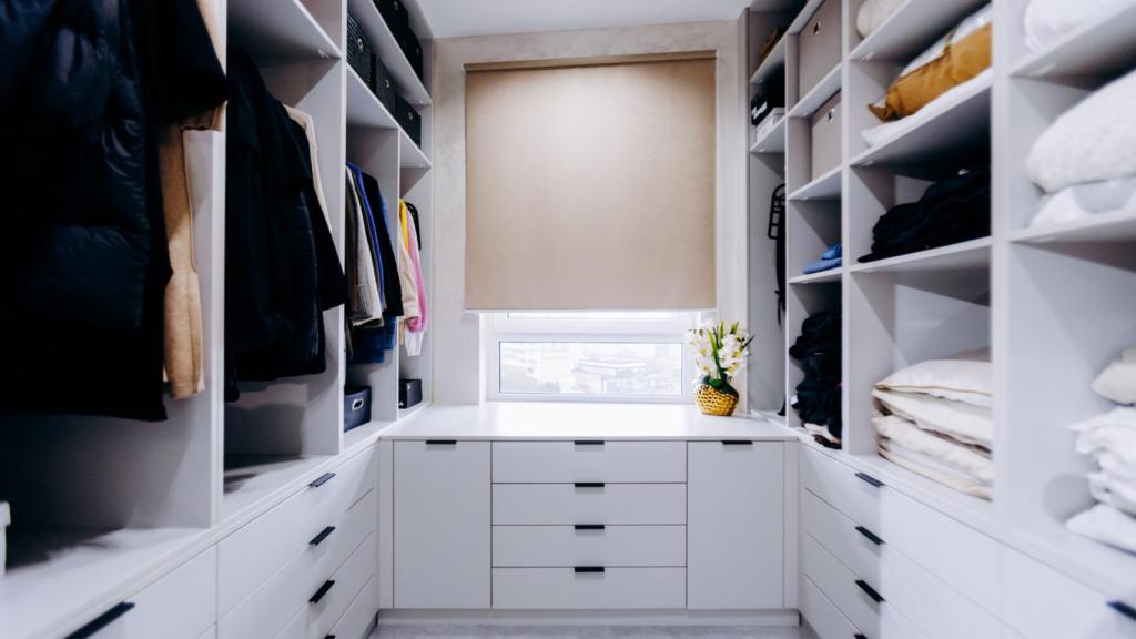 Un vestidor.