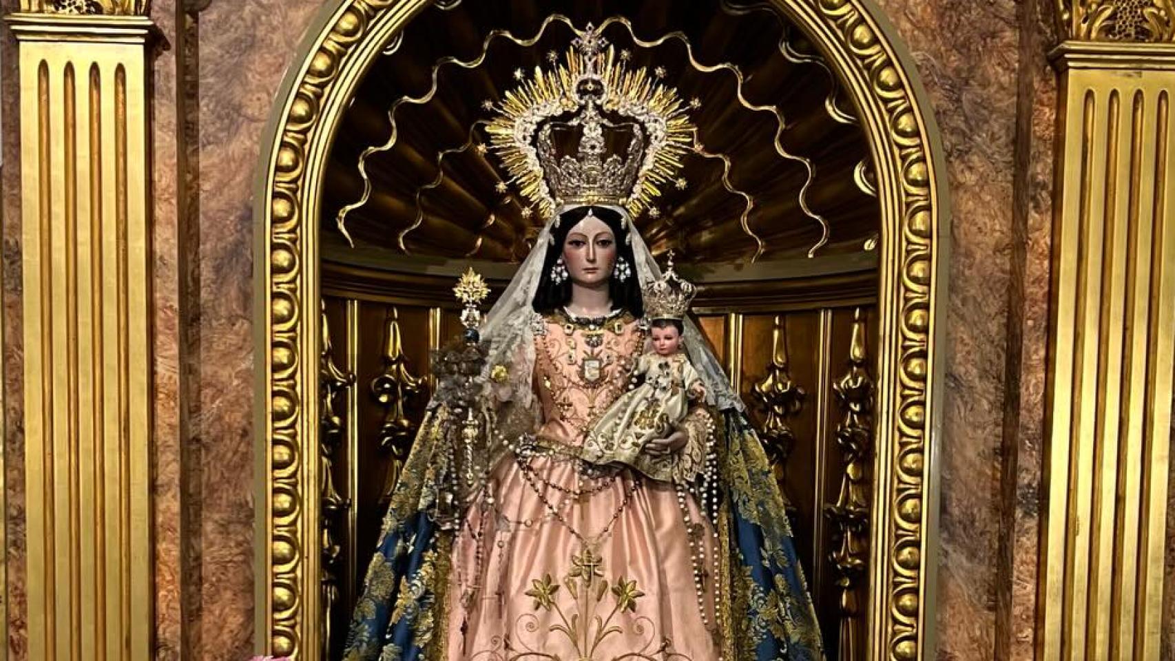 La Virgen del Rosario de El Palo.