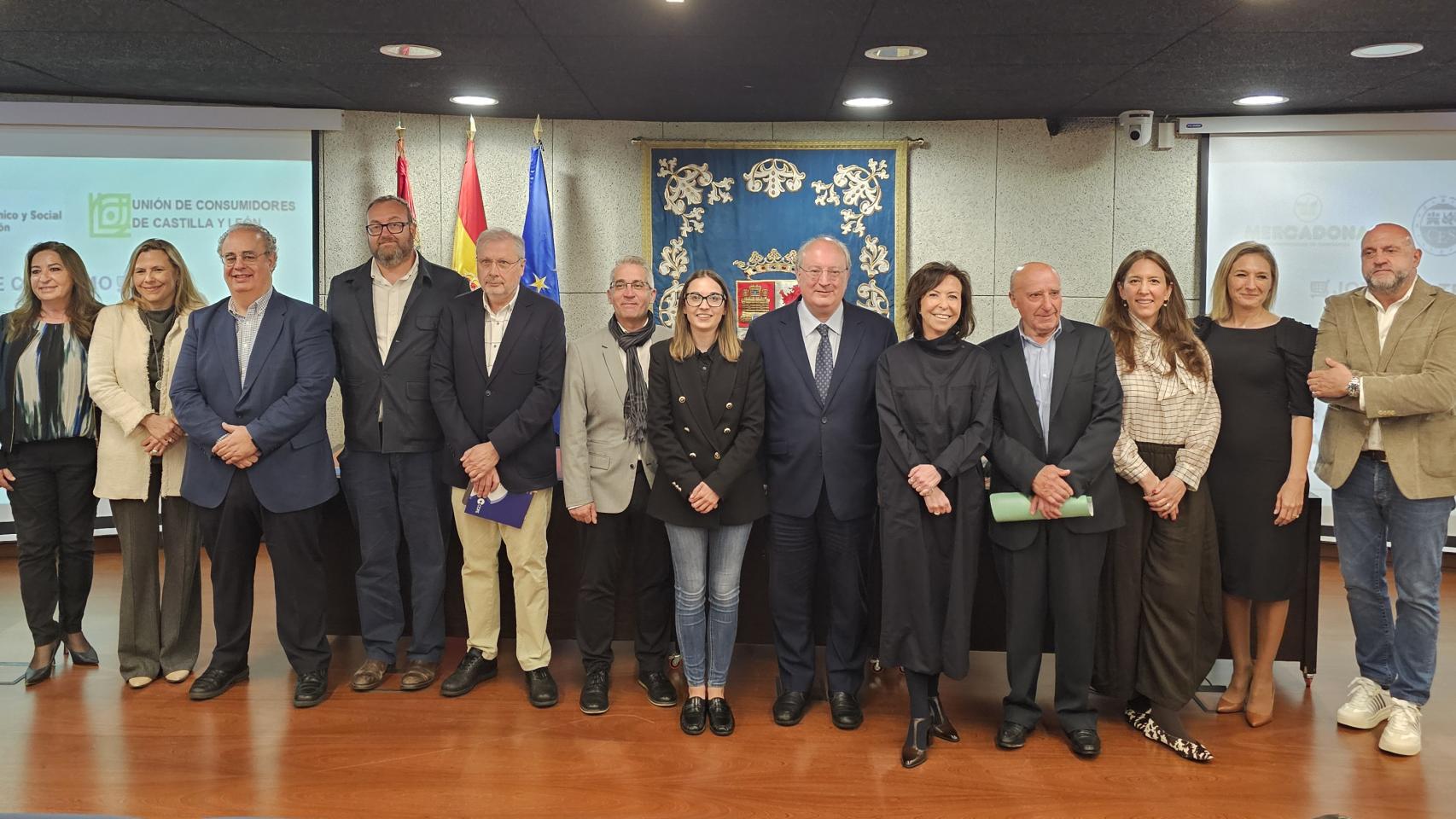 La Unión de Consumidores de Castilla y León analiza el impacto de la inflación en la alimentación saludable en una jornada junto al Consejo Económico y Social y Mercadona