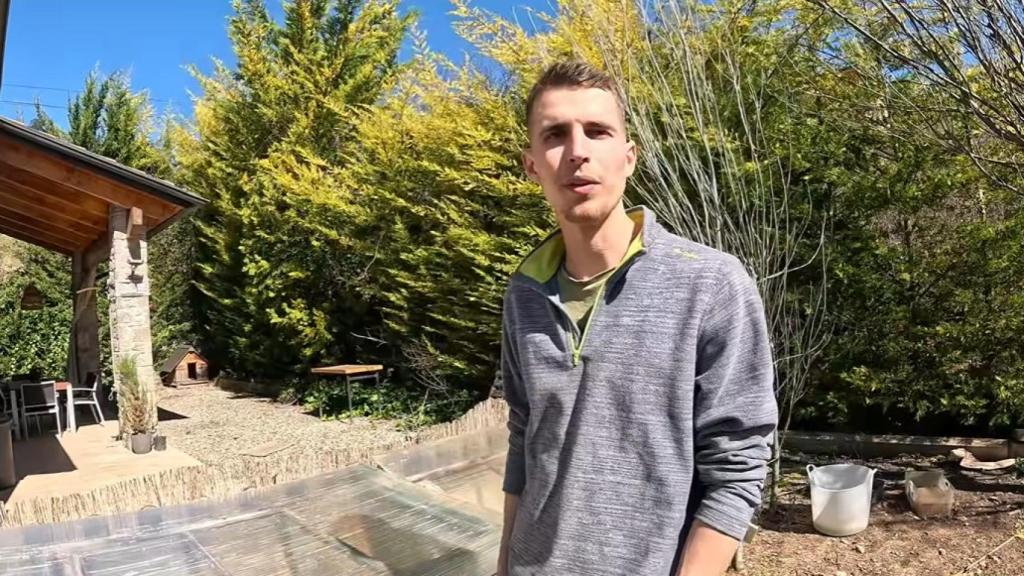 Arnau Serrado en el canal de YouTube de Corraleros.