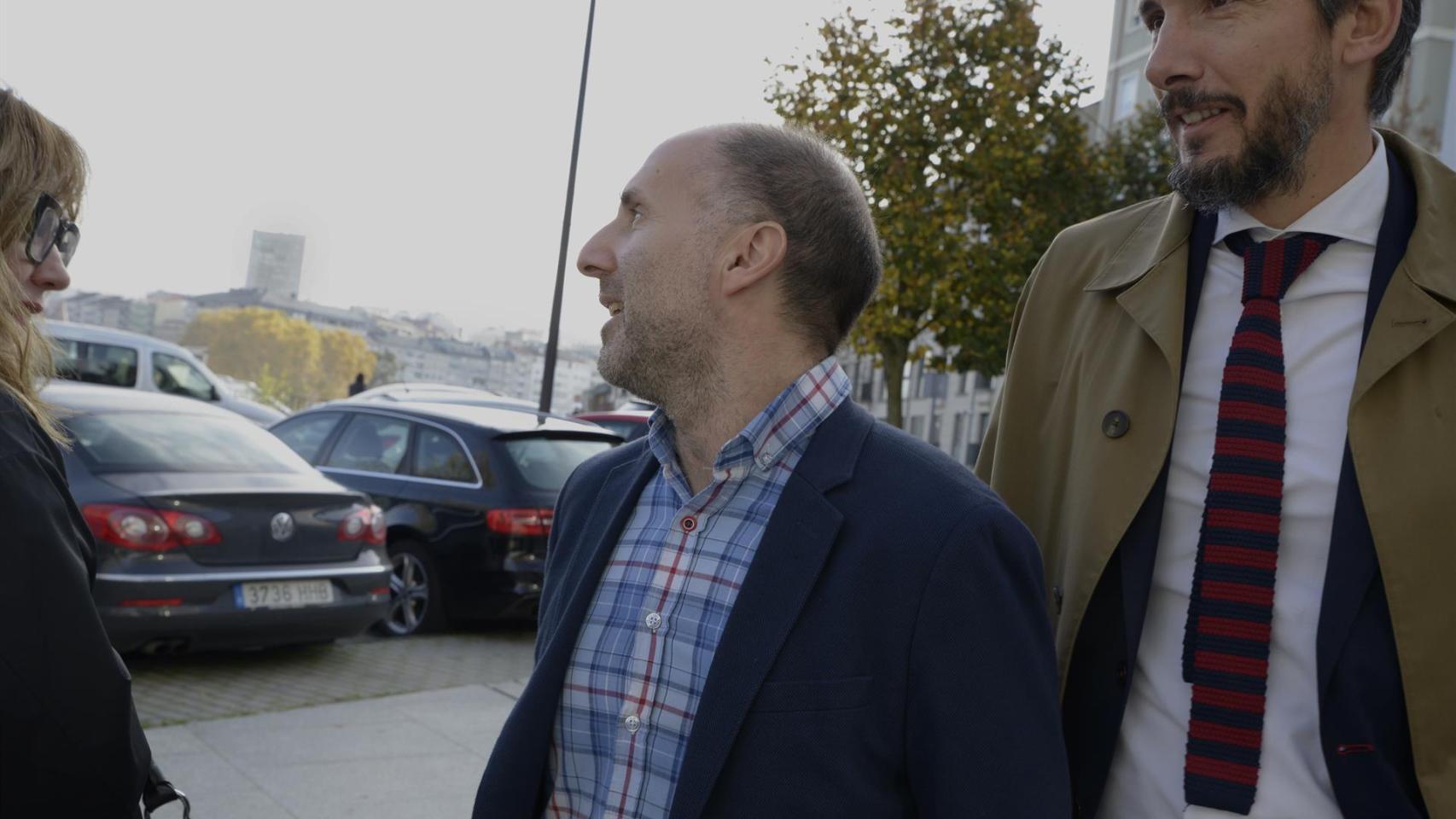 El alcalde de Ourense, Gonzalo Pérez Jácome, a su llegada al edificio de los Juzgados de Ourense